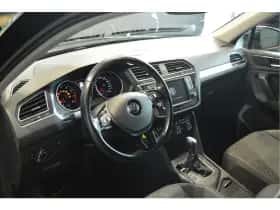 Volkswagen Tiguan (2016) thumbnail 14