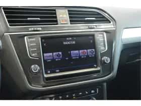 Volkswagen Tiguan (2016) thumbnail 17