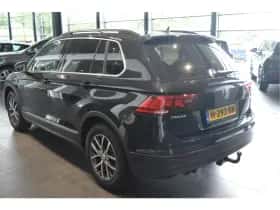 Volkswagen Tiguan (2016) thumbnail 6