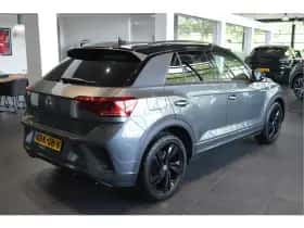 Volkswagen T-Roc (2024) thumbnail 4