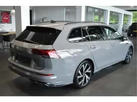 Volkswagen Golf (2021) thumbnail 4