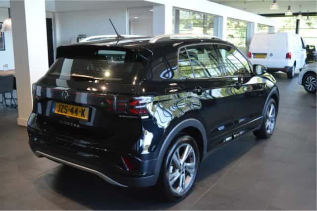 Volkswagen T-Cross (2023) thumbnail 4