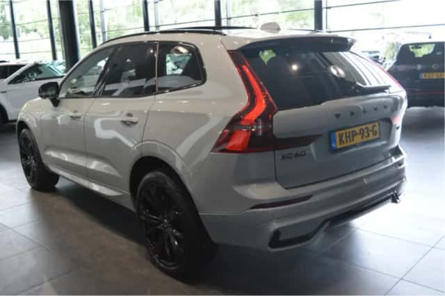 Volvo XC60 (2025) thumbnail 6