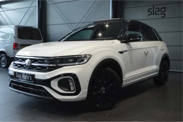 Volkswagen T-Roc (2022) thumbnail 1