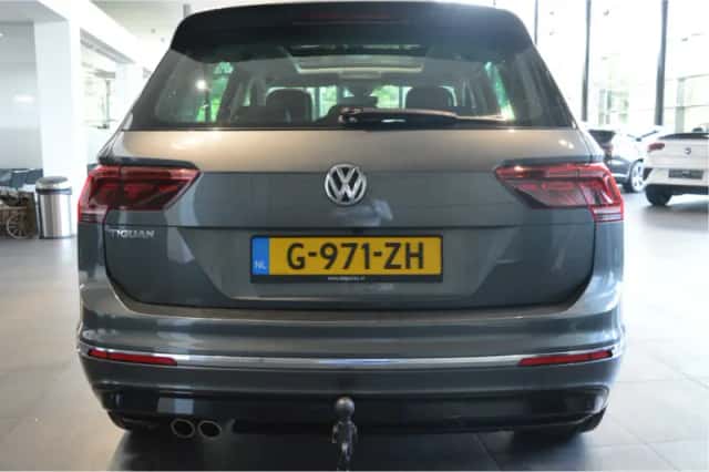 Volkswagen Tiguan (2018) thumbnail 5