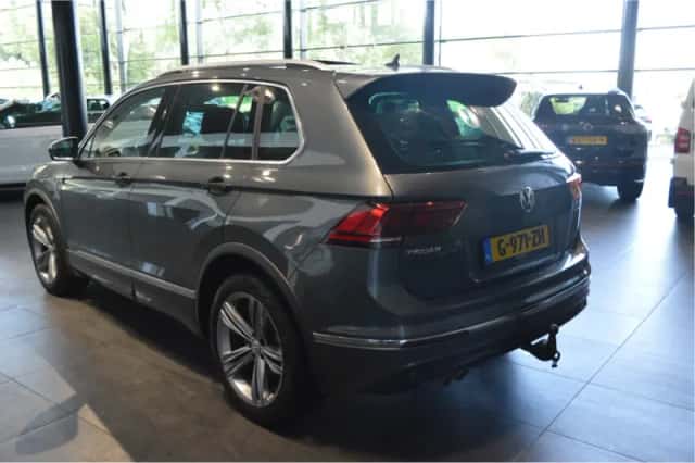 Volkswagen Tiguan (2018) thumbnail 6