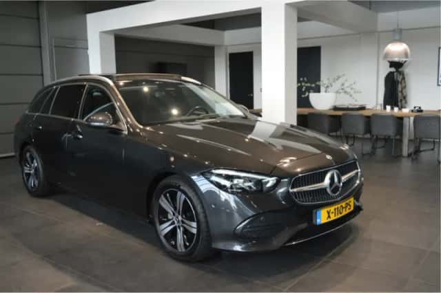 Mercedes-Benz C-Klasse (2021) thumbnail 3