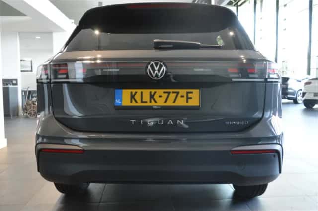Volkswagen Tiguan (2024) thumbnail 5