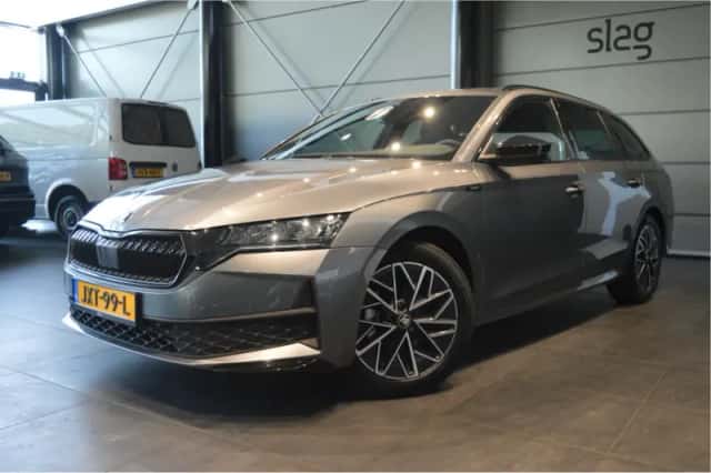 Škoda Octavia (2020) thumbnail 1