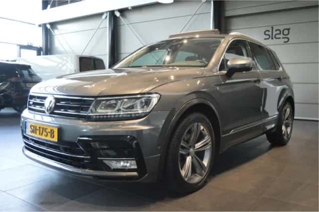 Volkswagen Tiguan (2016) thumbnail 2