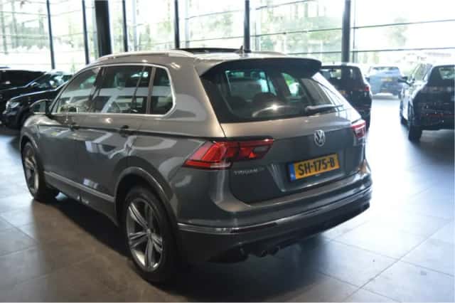 Volkswagen Tiguan (2016) thumbnail 6