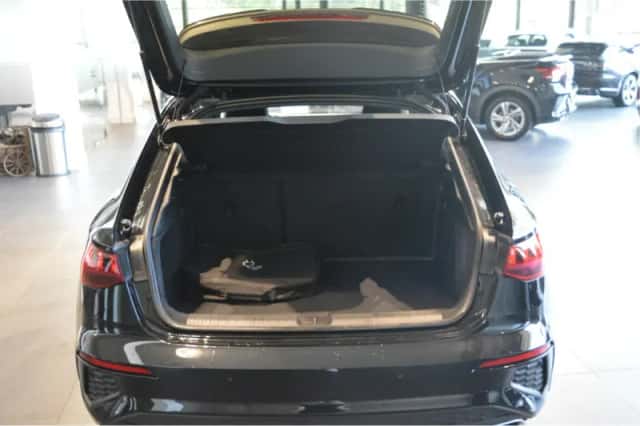 Audi A3 (2021) thumbnail 6