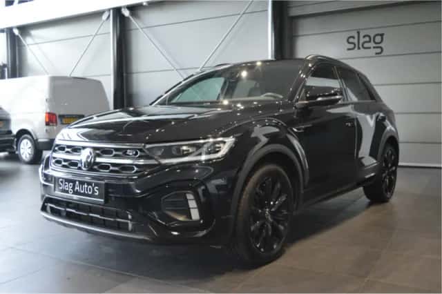 Volkswagen T-Roc (2022) thumbnail 2