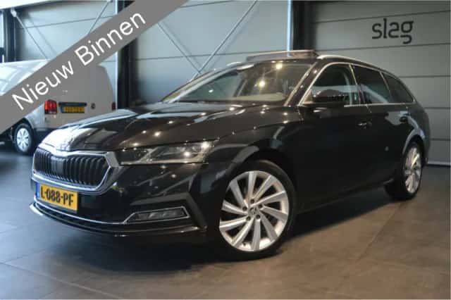 Škoda Octavia (2018) thumbnail 1