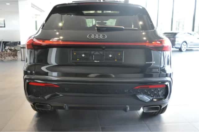 Audi Q5 (2025) thumbnail 5
