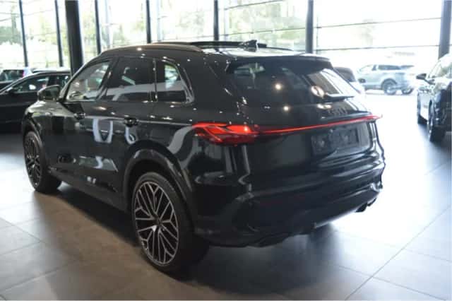 Audi Q5 (2025) thumbnail 6