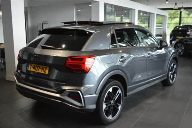 Audi Q2 (2020) thumbnail 4