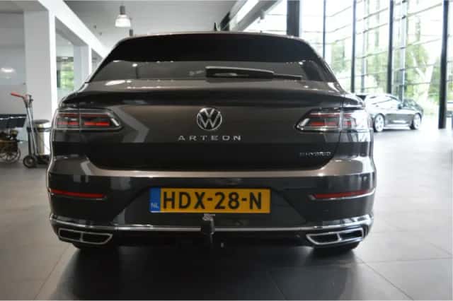 Volkswagen Arteon (2021) thumbnail 5