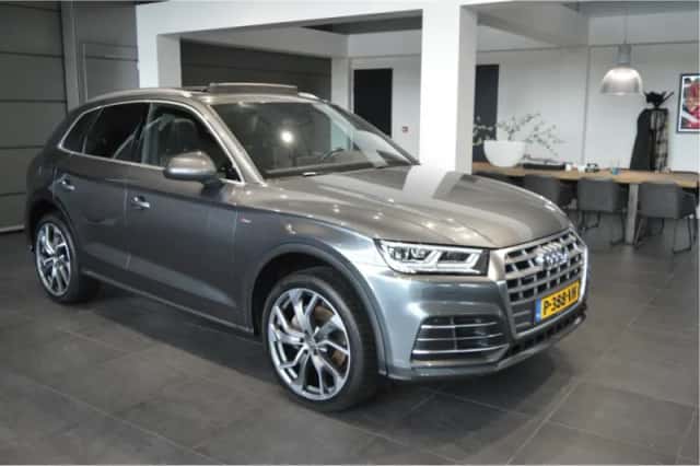 Audi Q5 (2017) thumbnail 3