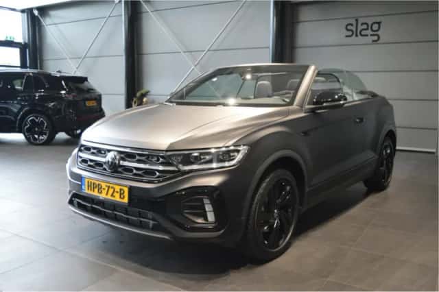 Volkswagen T-Roc (2022) thumbnail 2