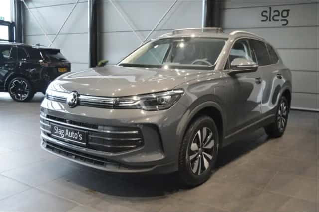 Volkswagen Tiguan (2026) thumbnail 2