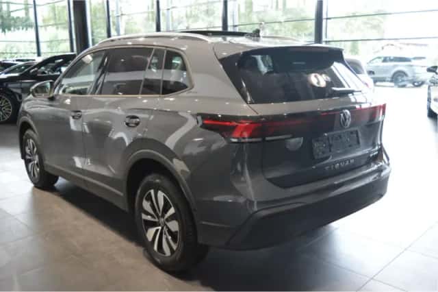 Volkswagen Tiguan (2026) thumbnail 6