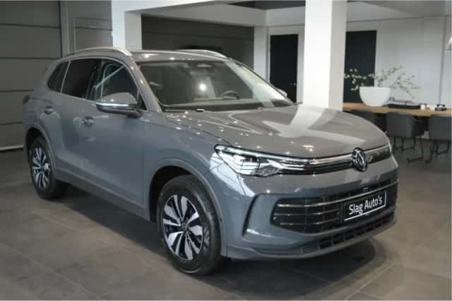Volkswagen Tiguan (2026) thumbnail 3