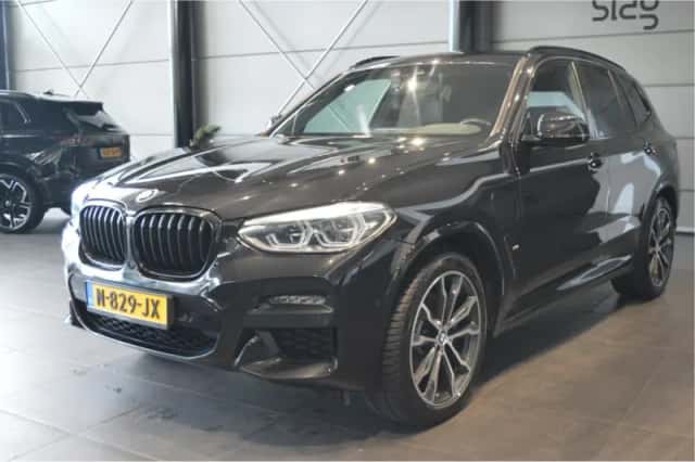 BMW X3 (2020) thumbnail 2
