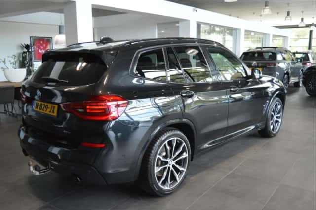 BMW X3 (2020) thumbnail 4