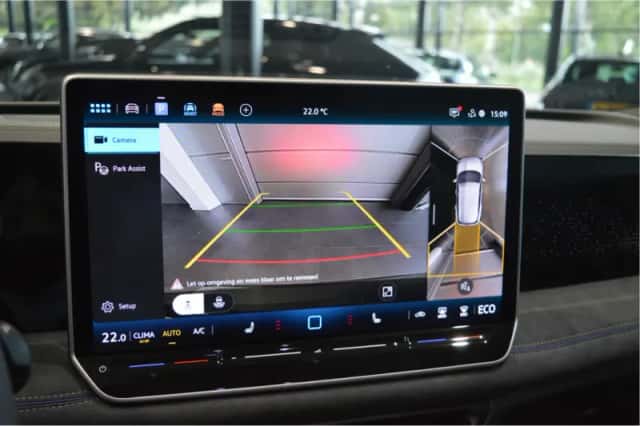 Volkswagen Tiguan (2024) thumbnail 4