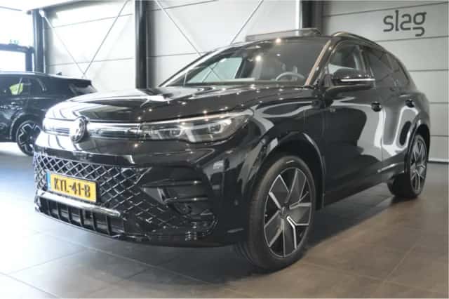 Volkswagen Tiguan (2024) thumbnail 2