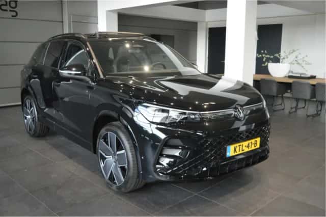 Volkswagen Tiguan (2024) thumbnail 3