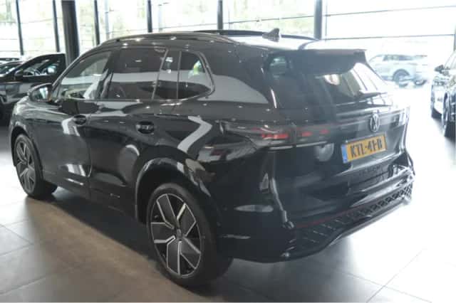 Volkswagen Tiguan (2024) thumbnail 6