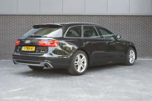Audi A6 (2014) thumbnail 3