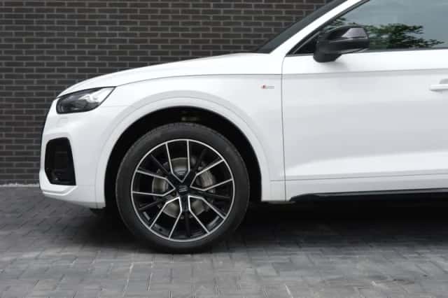 Audi Q5 (2021) thumbnail 5