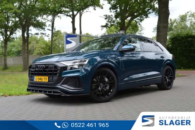Audi Q8 (2021) thumbnail 2