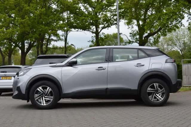 Peugeot 2008 (2008) thumbnail 6