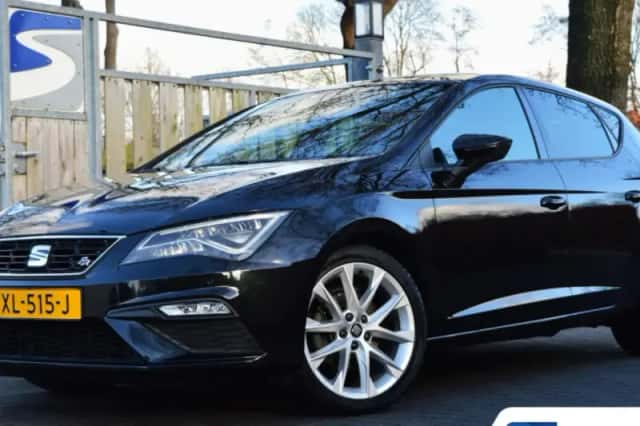 SEAT Leon (2019) thumbnail 1