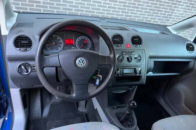 Volkswagen Caddy (2008) thumbnail 5