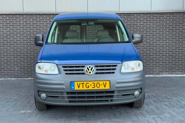 Volkswagen Caddy (2008) thumbnail 6