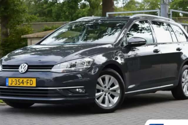 Volkswagen Golf (2020) thumbnail 1