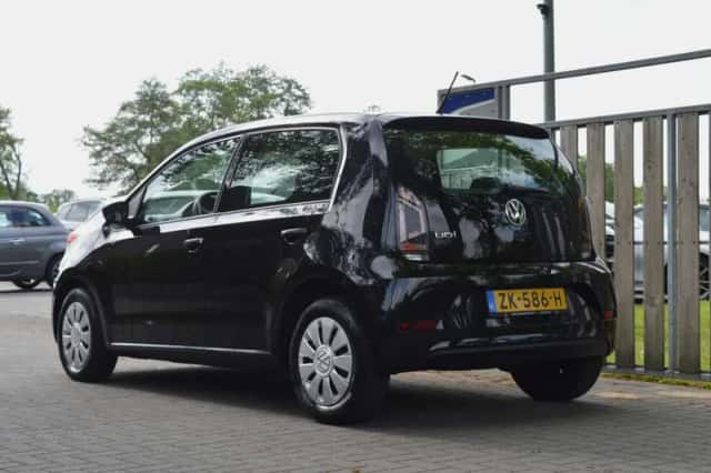 Volkswagen Up! (2019) thumbnail 3