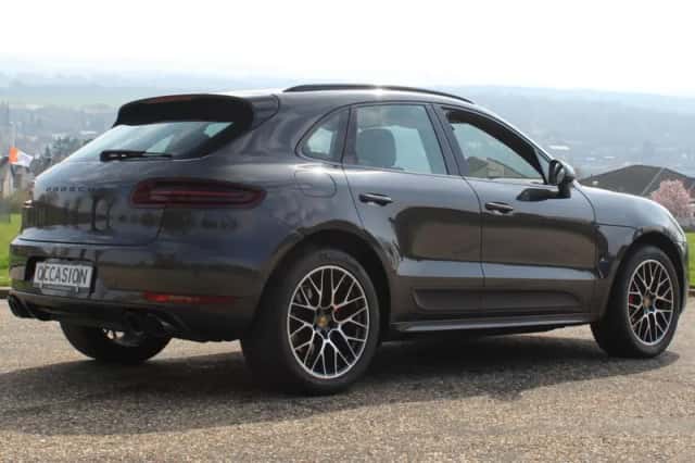 Porsche Macan (2017) thumbnail 3