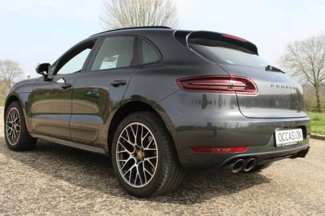 Porsche Macan (2017) thumbnail 4