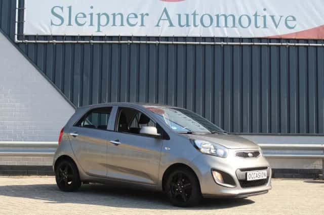 Kia Picanto (2013) thumbnail 3