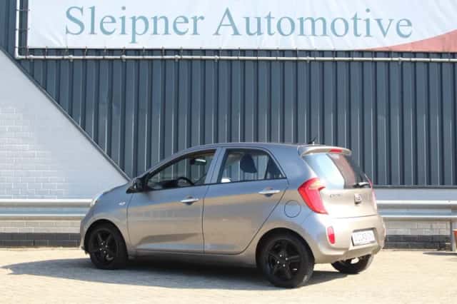 Kia Picanto (2013) thumbnail 4