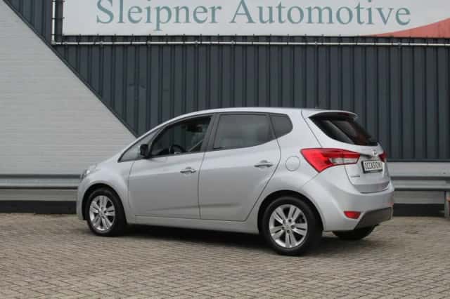 Hyundai ix20 (2011) thumbnail 6