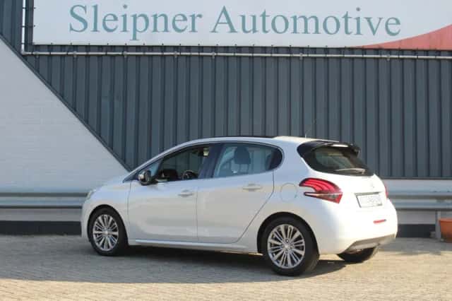 Peugeot 208 (2018) thumbnail 6