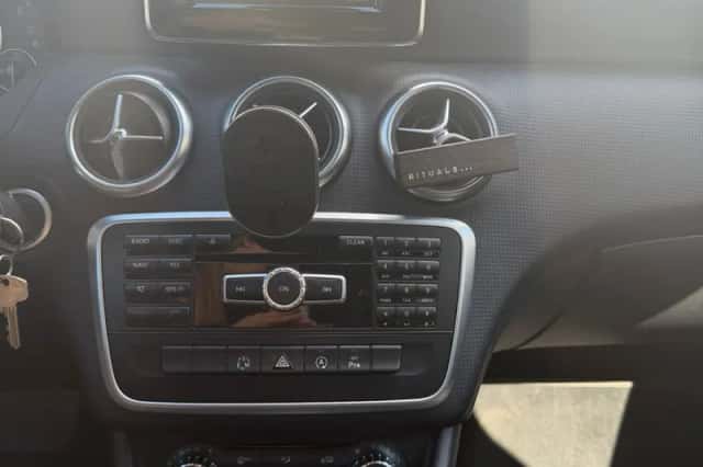 Mercedes-Benz A-Klasse (2014) thumbnail 3