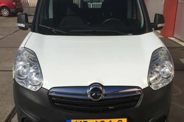 Opel Combo (2015) thumbnail 3